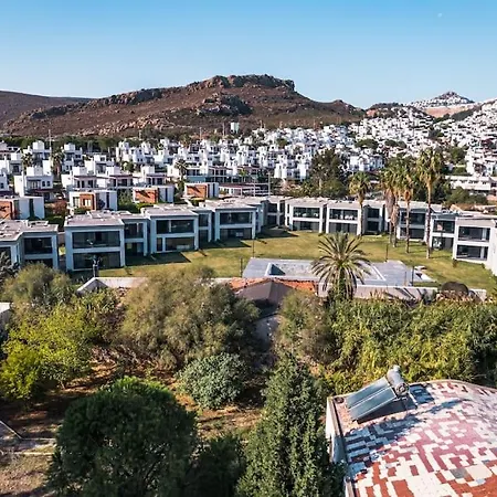 Bagla Denize Sifir Bahce Kat 2+1 Daire بودروم
