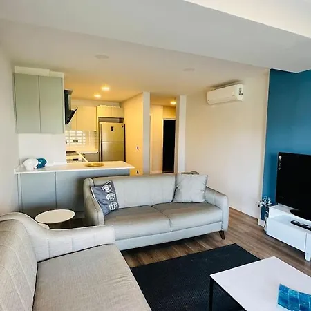 Appartement Bagla Denize Sifir Bahce Kat 2+1 Daire Bodrum